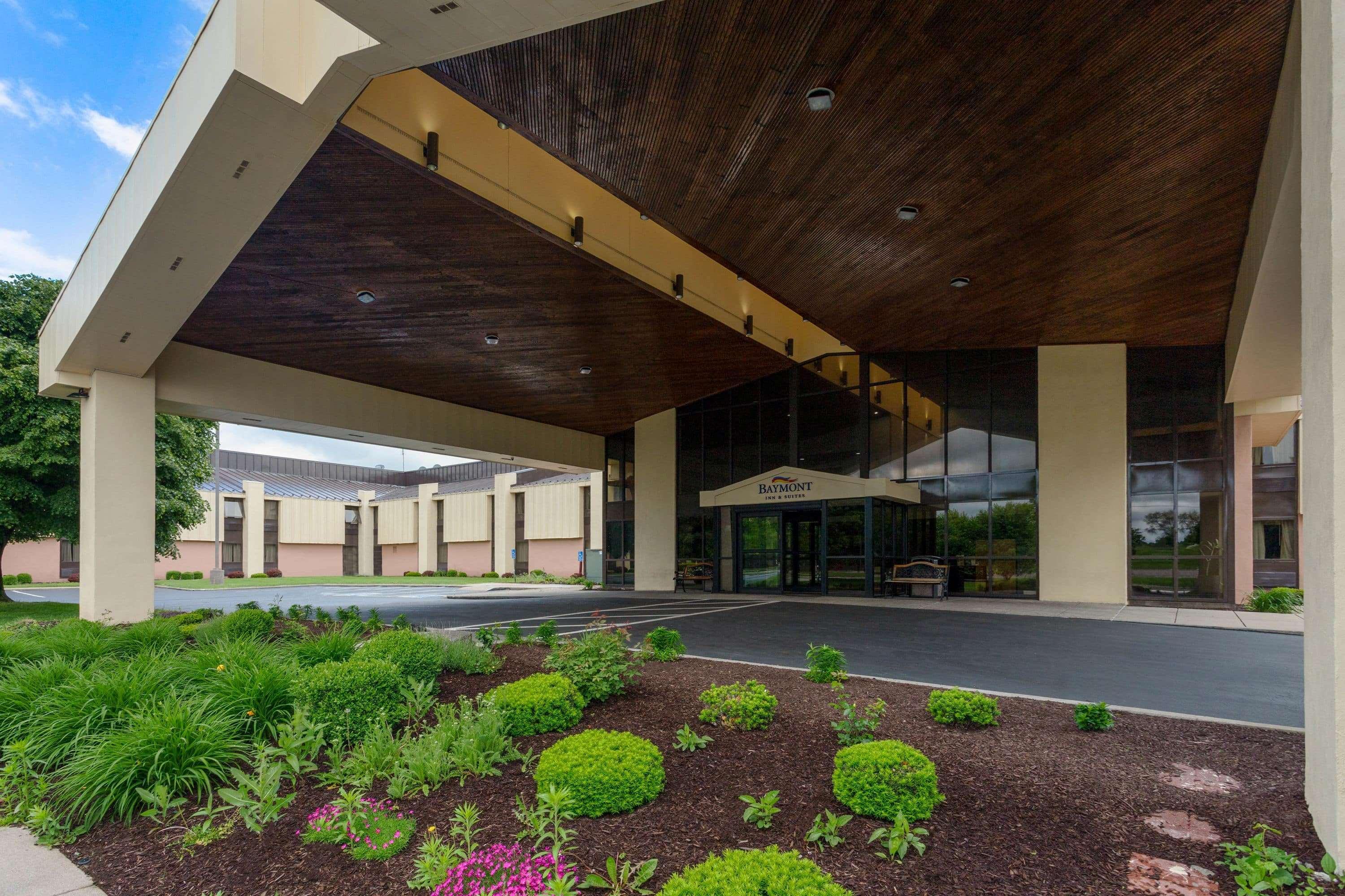 Baymont By Wyndham Elkhart Hotel Kültér fotó